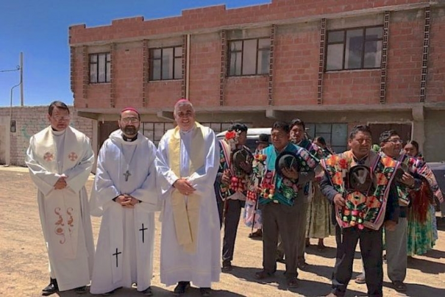 Obispos de Bolivia y Chile inauguran en la frontera una casa para migrantes