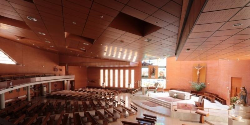 El vicario episcopal de la VI presenta al párroco de San Juan Bosco