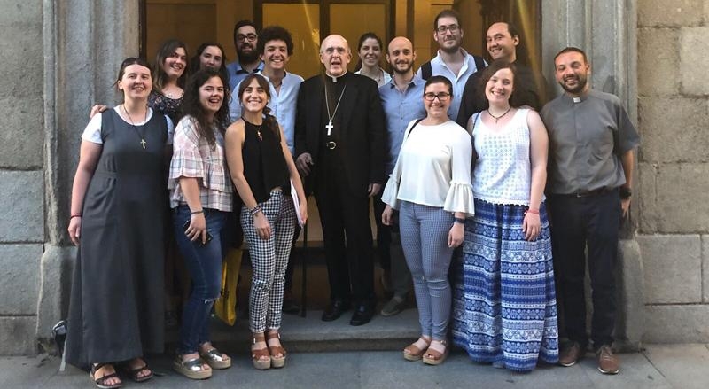 Los portavoces de los Parlamentos de la Juventud se re&uacute;nen con el cardenal Osoro: &laquo;No te esperas que cuenten contigo de forma tan directa&raquo;