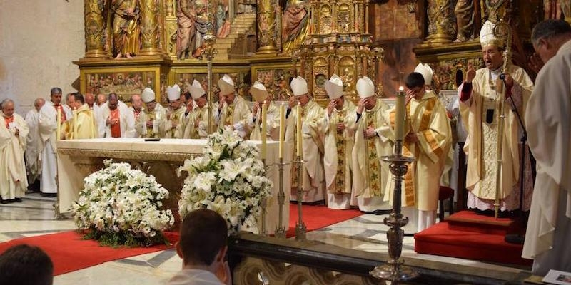 Monse&ntilde;or Fidel Herr&aacute;ez: &laquo;Conozco el pasado, amo el hoy y no tengo miedo al futuro&raquo;