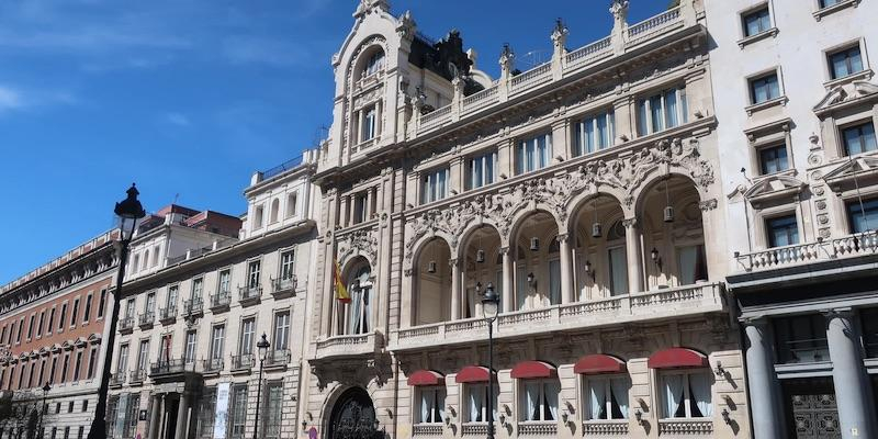 Mensajeros de la Paz celebra su tradicional cena para las personas sin hogar en el Casino de Madrid
