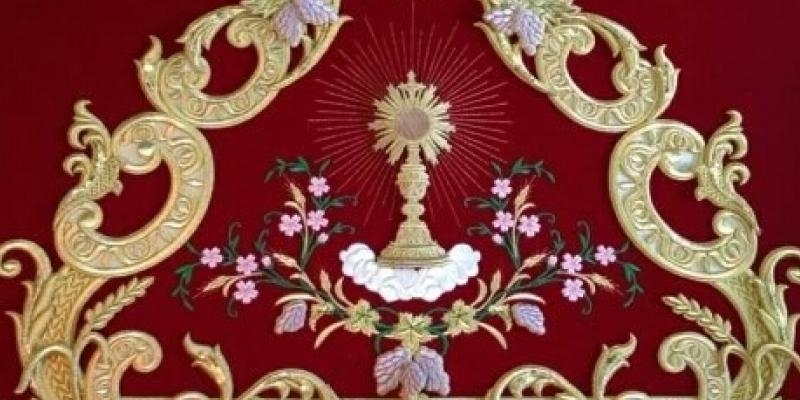 San Ildefonso y Santos Justo y Pastor celebra el Corpus Chico con Misa y procesi&oacute;n