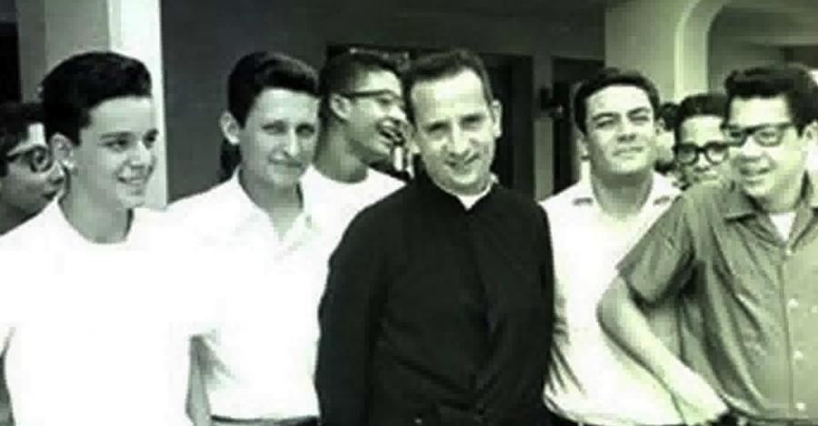 En recuerdo de los m&aacute;rtires de la UCA