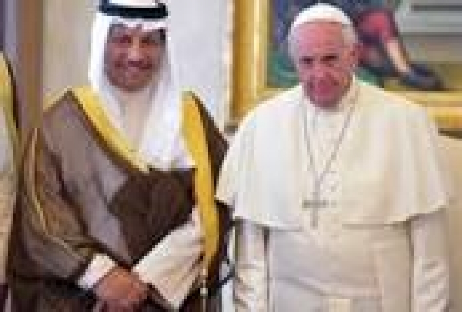 Audiencia al primer ministro de Kuwait: Importancia de la educaci&oacute;n para promover el respeto y la coexistencia pac&iacute;fica de pueblos y religiones