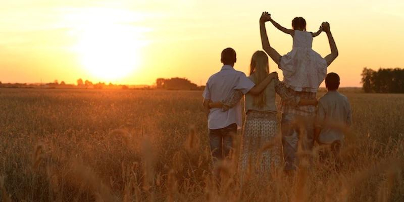 Mar&iacute;a Teresa Gismero imparte una chala en Nuestra Se&ntilde;ora de Fuente del Fresno con el tema 'Cuida tu familia'