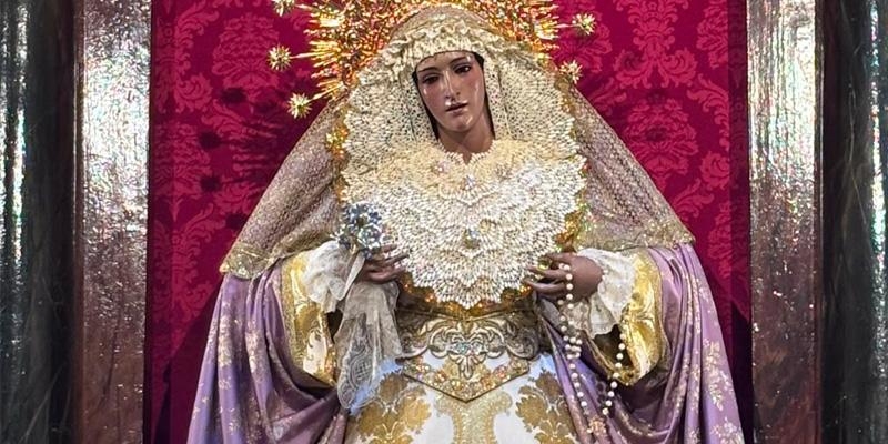 San Pedro el Viejo se prepara para el tradicional besamano a Mar&iacute;a Sant&iacute;sima del Dulce Nombre en su Soledad