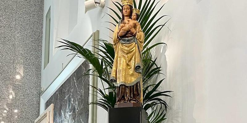 La capilla del centro de Madrid de Hermandades del Trabajo acoge una Eucaristía en la festividad del Carmen