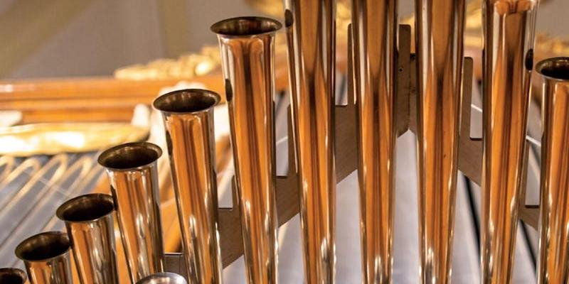 El Coro Matritum Cantat anima en San Gin&eacute;s la Misa del III Domingo de Pascua