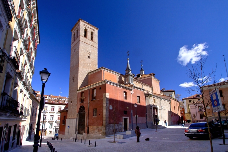 Celebraci&oacute;n de una Hora Santa en la iglesia de San Pedro el Viejo