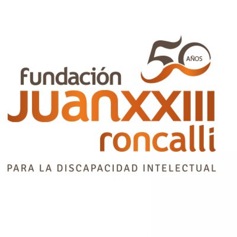 Monse&ntilde;or Carlos Osoro visita la Fundaci&oacute;n Juan XXIII Roncalli