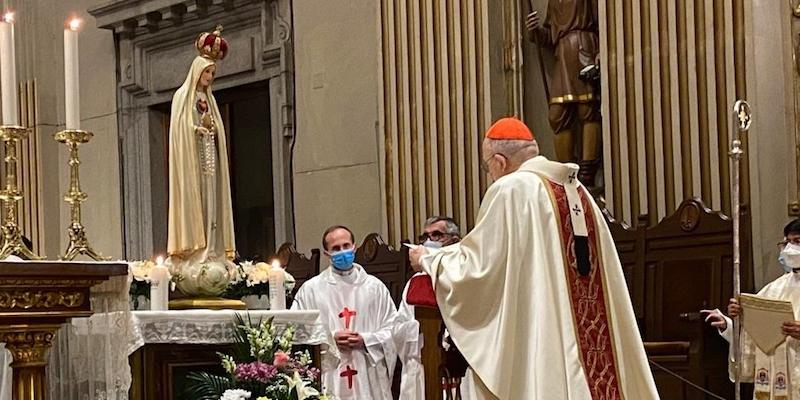 La catedral acoge una Misa solemne en el 105 aniversario de la primera aparici&oacute;n de Nuestra Se&ntilde;ora en F&aacute;tima