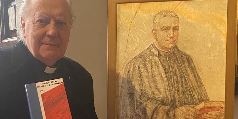 Joaquín Martín Abad, autor de la biografía del venerable Méndez Casariego: «Destacó por la caridad hacia los necesitados»