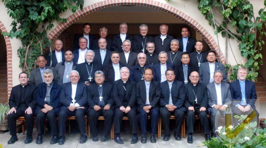 Los obispos de Bolivia rechazan el uso de la imagen del Papa para actividades políticas