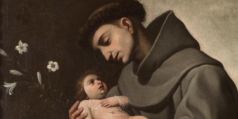 Encarnación del Señor reparte los tradicionales panecillos en honor a san Antonio de Padua