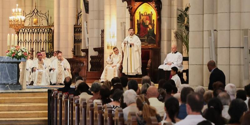 Día del Papa: el cardenal José Cobo preside la solemnidad de san Pedro y san Pablo en la catedral de la Almudena