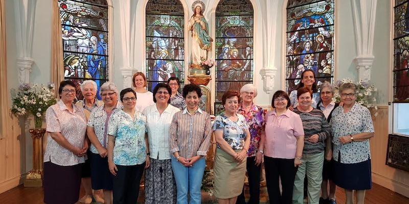 Monse&ntilde;or Jos&eacute; Ignacio Munilla celebra la Eucarist&iacute;a de apertura del XXI cap&iacute;tulo general de las Catequistas Sope&ntilde;a