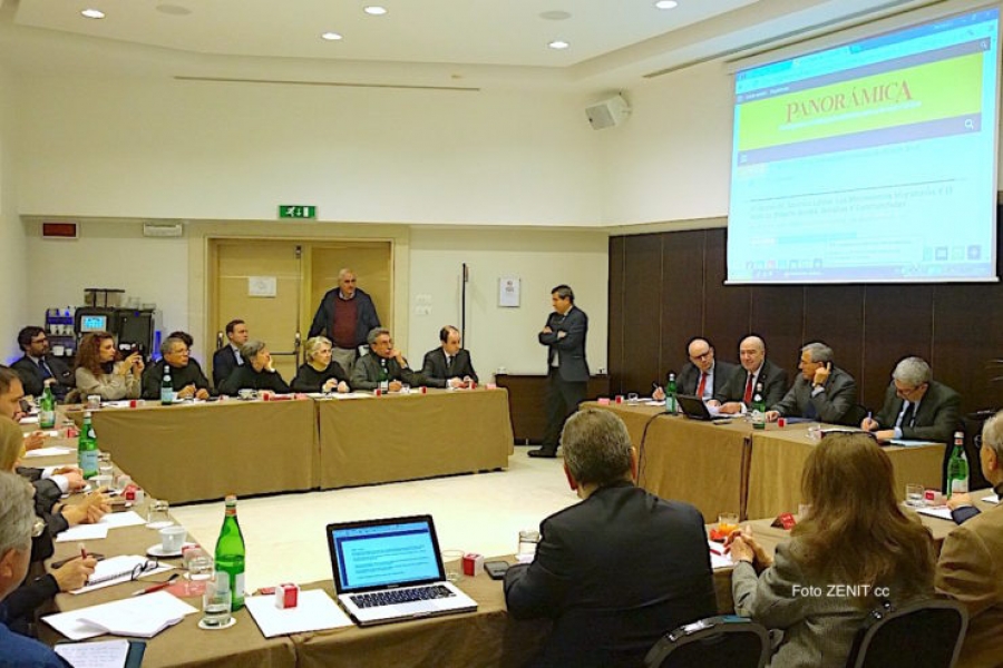 El embajador de M&eacute;xico: el muro de Trump nos beneficiar&aacute;. El Papa est&aacute; por encima de las coyunturas