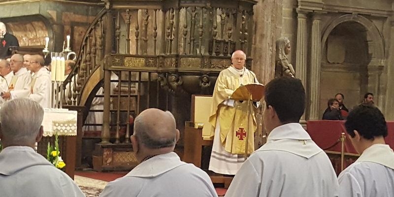 Monse&ntilde;or Barrio en la fiesta de san Juan de &Aacute;vila: &laquo;Se nos llama a redescubrir de manera especial la belleza y la grandeza del sacerdocio&raquo;