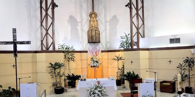 El cardenal Osoro preside una Eucarist&iacute;a en la parroquia de San Basilio el Grande