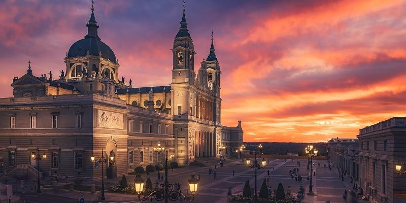 El Museo Catedral de la Almudena adapta las visitas de tarde a las nuevas pautas sanitarias de Madrid