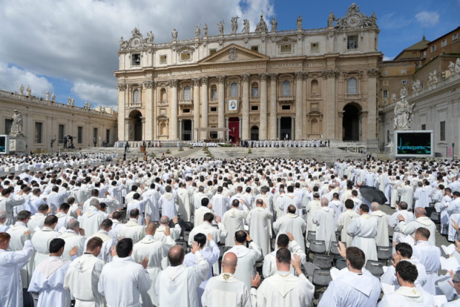 Alter Christus entrega sus galardones a sacerdotes dedicados a la pastoral social, a la familiar, al clero y a la Nueva Evangelizaci&oacute;n