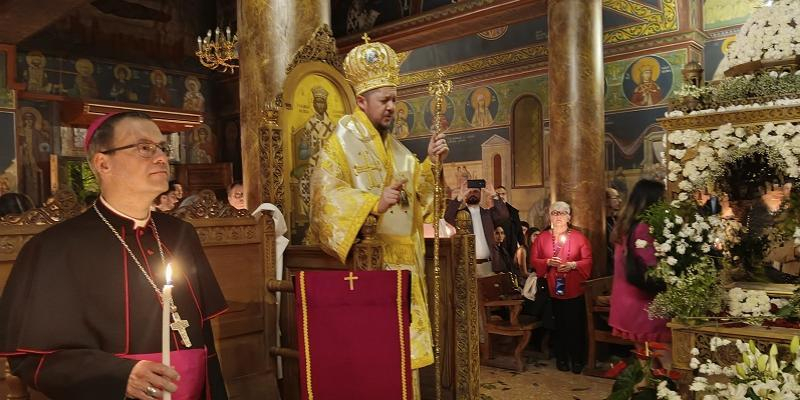 Los fieles ortodoxos del patriarcado de Constantinopla celebran en Madrid la Vigilia Pascual: «Nuestra casa es vuestra casa»