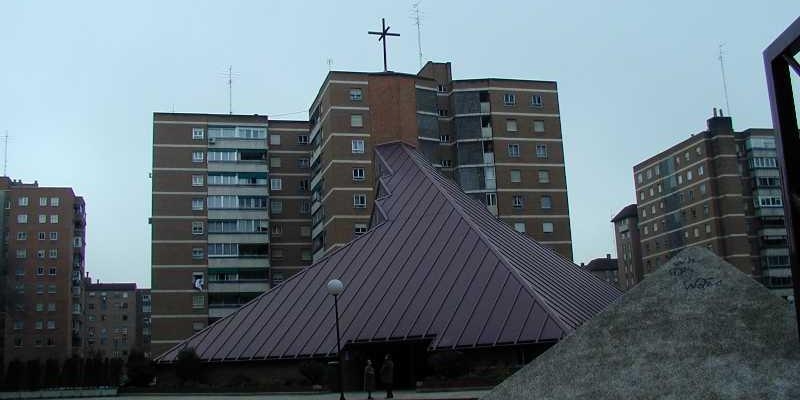 Santa María de la Caridad acoge el encuentro de fin de curso de Cáritas Vicaría VIII