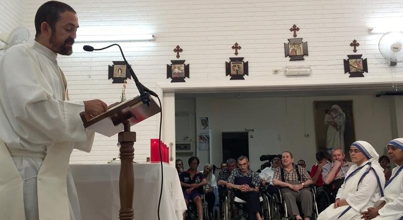 Autor de 'El di&aacute;cono, pobre y fiel en lo poco': &laquo;Es un privilegio inmerecido ver al Cristo sufriente en enfermos y pobres&raquo;