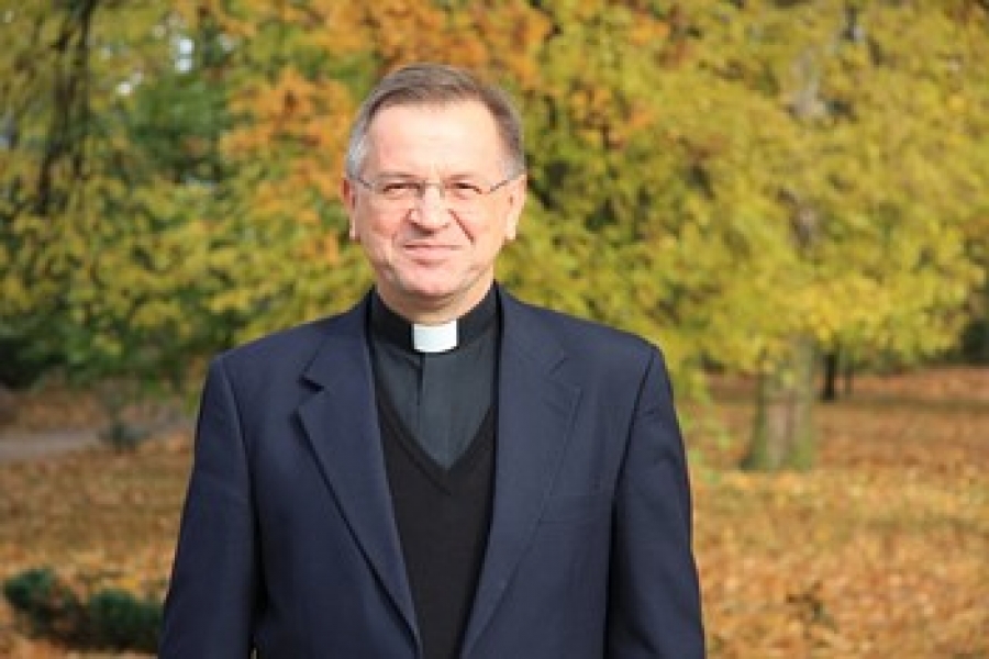 Entrevista al responsable internacional del DOMUND: el centro de una misi&oacute;n es la iglesia