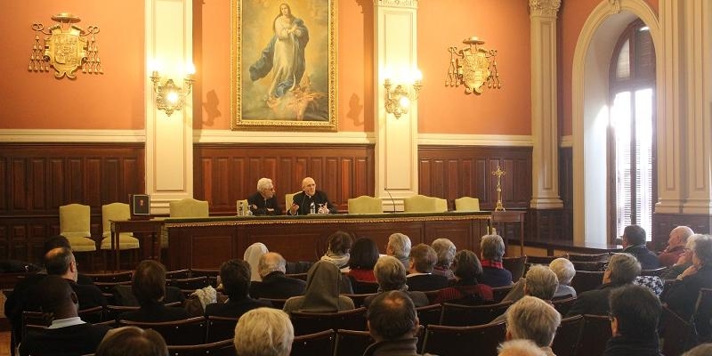 El cardenal Osoro a los superiores mayores de la vida consagrada: &laquo;No hab&eacute;is dejado de trabajar&raquo;