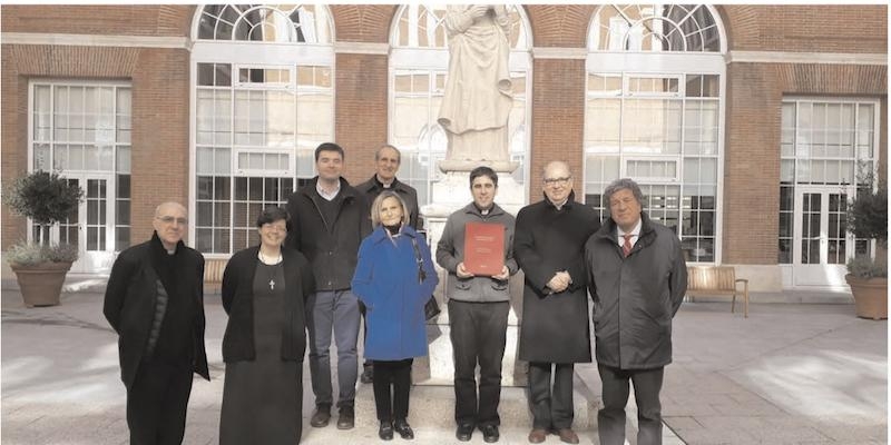 Entregada en el Arzobispado la documentaci&oacute;n para el inicio del proceso de beatificaci&oacute;n del Caballero de Gracia