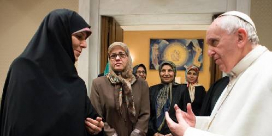 El Papa recibe a una delegaci&oacute;n de mujeres iran&iacute;es