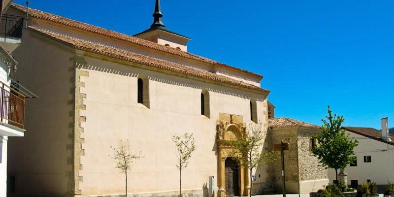 Monseñor José Cobo inaugura en Lozoya y Pinilla del Valle la visita pastoral a los pueblos de la sierra norte madrileña