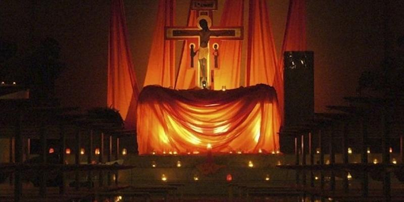 La Vicaría V celebra en Beata María Ana de Jesús la vigilia diocesana por la paz en Ucrania y en el mundo