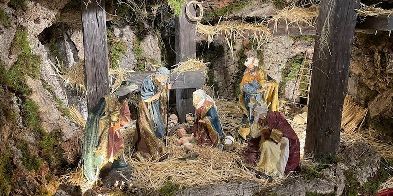 San Sebastián Mártir de San Sebastián de los Reyes celebra la Epifanía con una adoración de Navidad