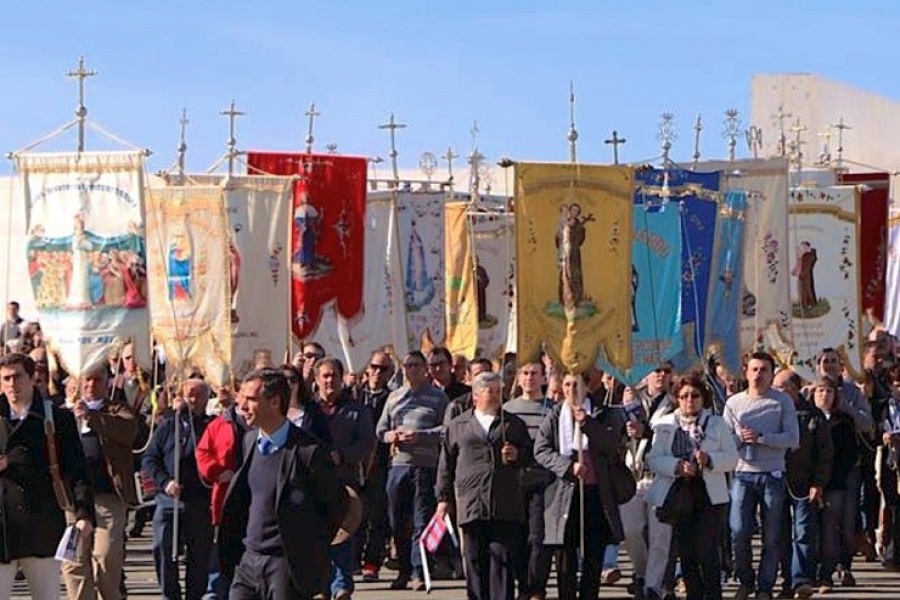 F&aacute;tima: celebran el centenario de las apariciones del &Aacute;ngel de la Paz