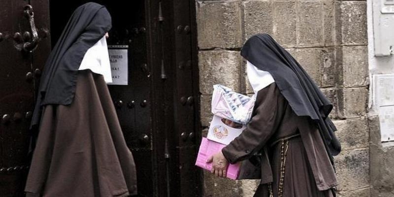 Las Hermanas de la Cruz celebran con una Misa de acci&oacute;n de gracias el 145 aniversario de su fundaci&oacute;n