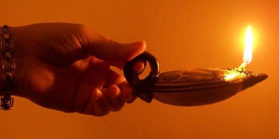 Santa María de Nazaret acoge esta semana la lámpara vocacional en su recorrido por la Vicaría IV