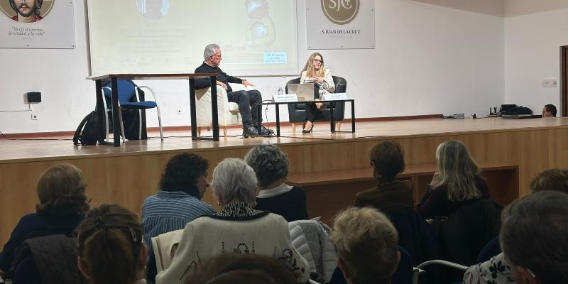 «La comunión es esa llama que arde y que cambia la vida»: Antonio García Rubio, en el X Ciclo de Conferencias para Evangelizadores