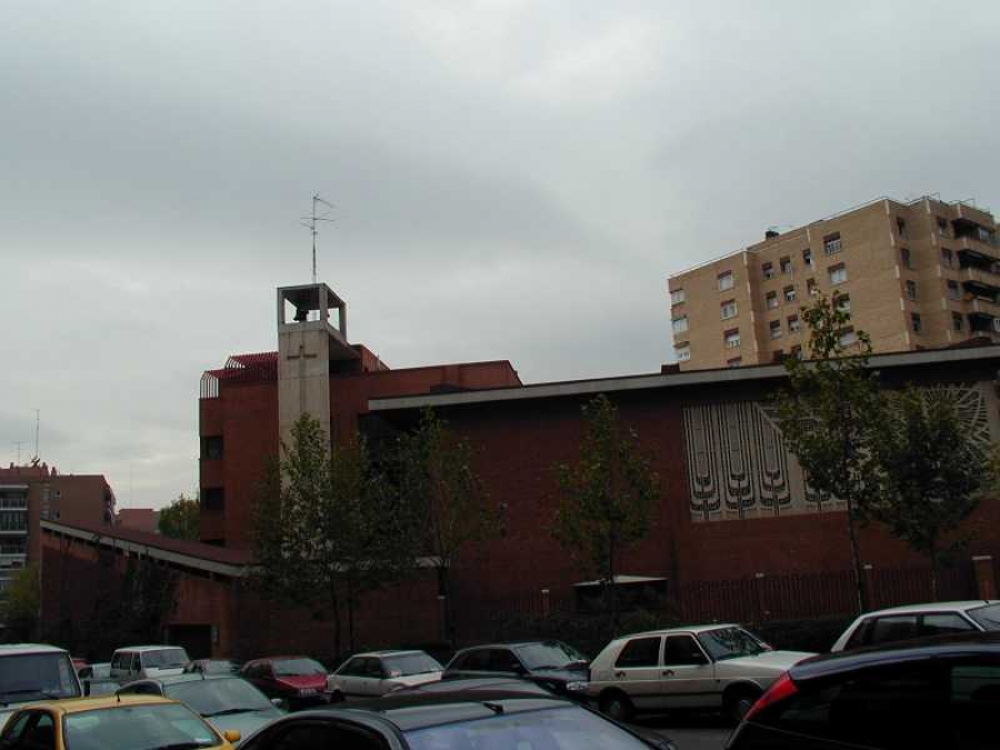 La imagen peregrina de la Virgen de la Almudena estar&aacute; presente en el 50 aniversario de la parroquia San Juan Cris&oacute;stomo