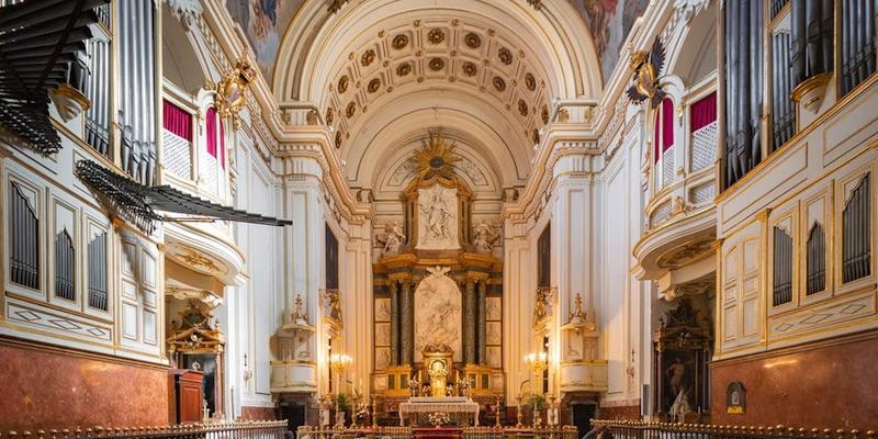 El monasterio de las Descalzas Reales acoge la Misa funeral por la madre de Juan Manuel Cabezas