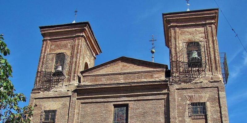 Evangelium Vitae celebra en San Mart&iacute;n de Tours su oraci&oacute;n mensual por la paz, la vida y la familia