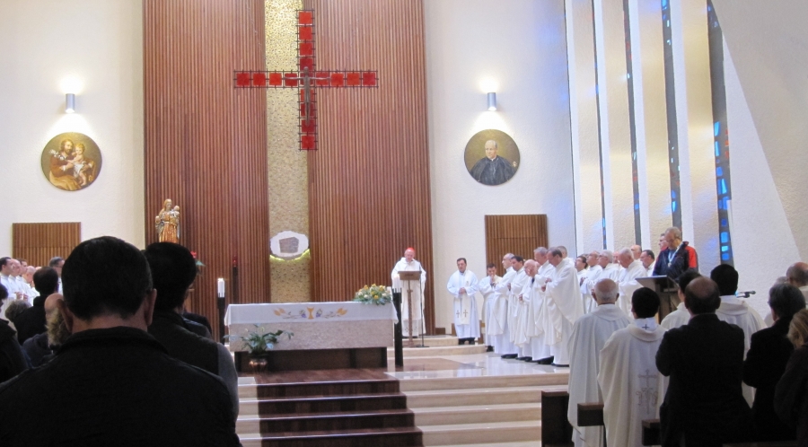 El nuevo purpurado el Colegio Español: «Siempre el otro tiene que ser más junto a ti, no menos»