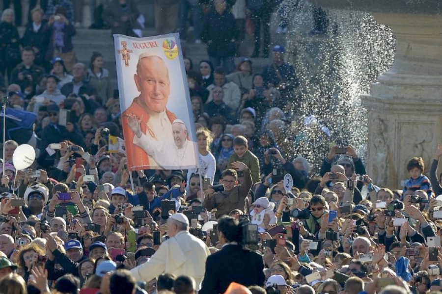 Francisco recuerda a san Juan Pablo II, un Papa de profunda espiritualidad