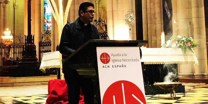 Musulmana convertida al cristianismo: &laquo;En Marruecos, los cristianos se juegan la vida&raquo;