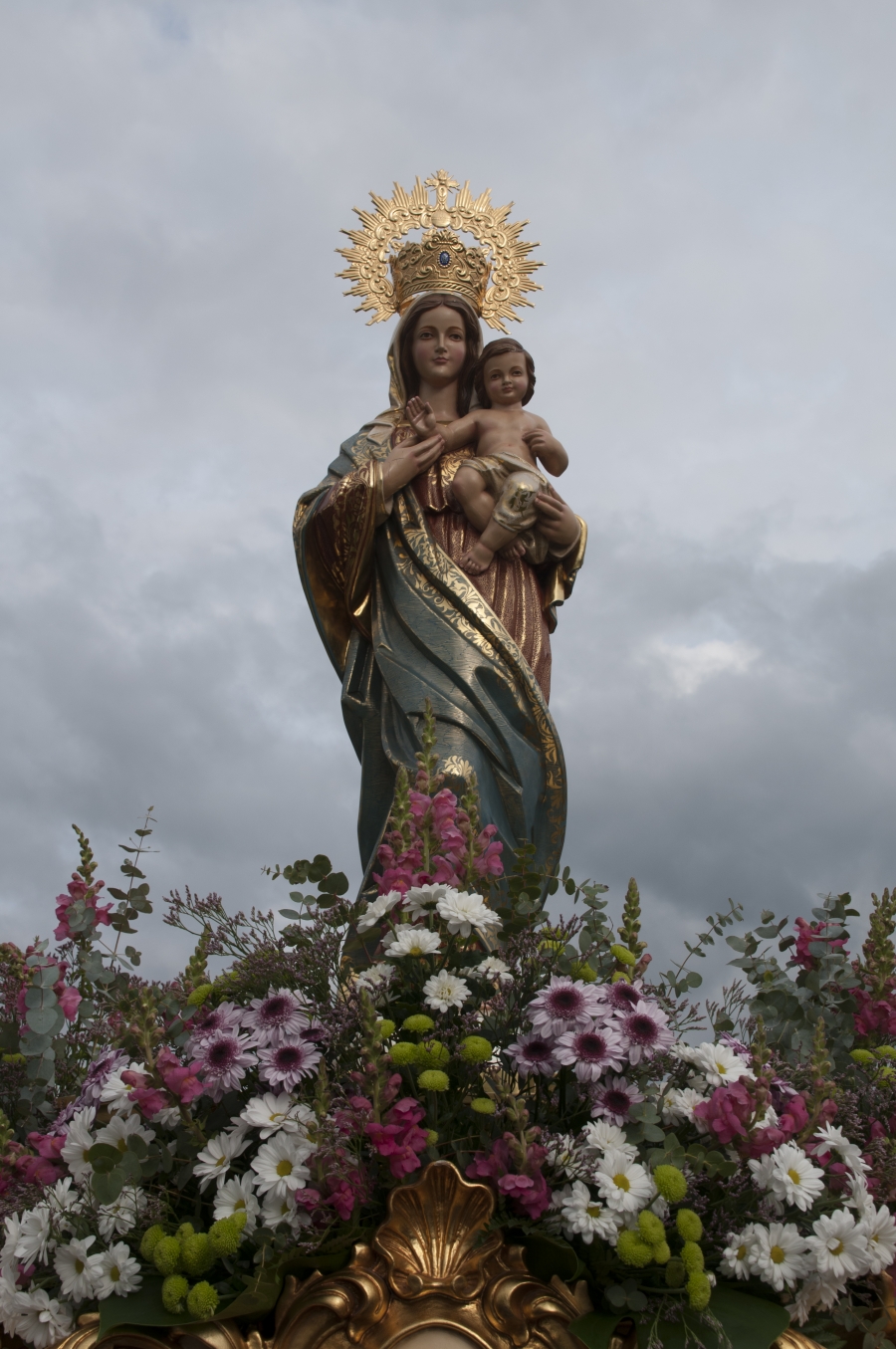 Villanueva del Pardillo celebra una romer&iacute;a en honor a su patrona, Nuestra Se&ntilde;ora Virgen del Soto