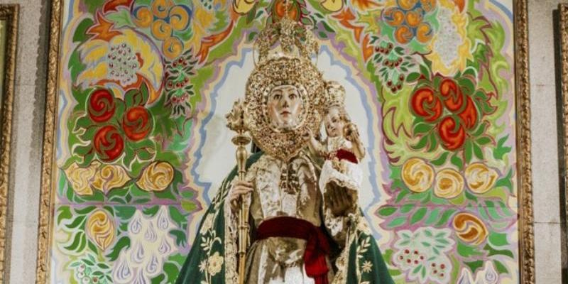 La colegiata de San Isidro honra a la Virgen de la Fuensanta con una Misa solemne seguida de procesión claustral