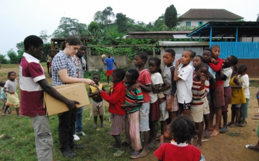 Vestir al desnudo: la misi&oacute;n Casa Claret en Santo Tom&eacute; y Pr&iacute;ncipe