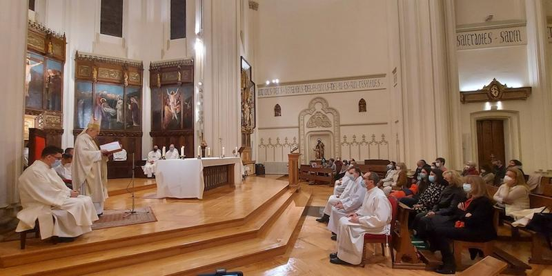 Los futuros nuevos di&aacute;conos permanentes en la ceremonia de recepci&oacute;n de los ministerios de ac&oacute;lito y lector