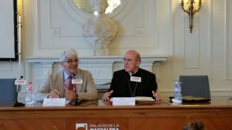 El arzobispo de Madrid recuerda que el ser humano debe ser el centro de la democracia
